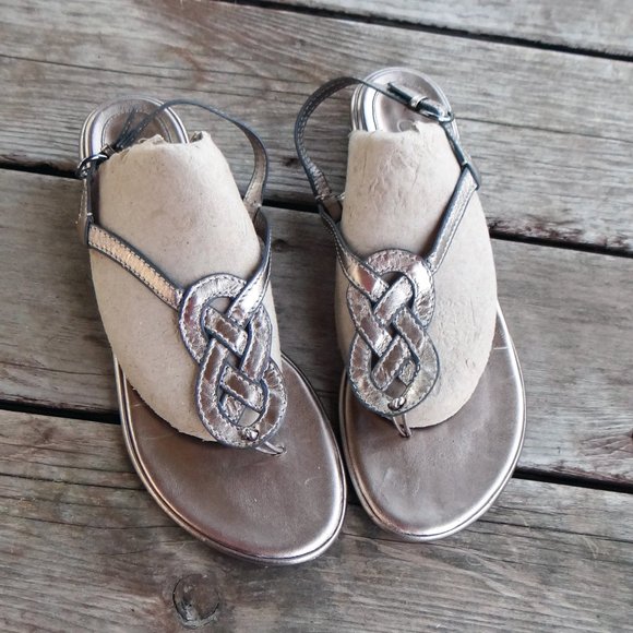 Cole Haan Lacie Thong Sandal in a Pewter / "Vintage Silver Metallic" SiZE 10 B - Picture 1 of 10